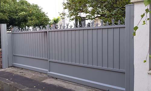 Portail deux vantaux coulissants aspect forgé colombes 92